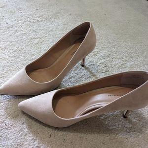 Call it spring beige suede pumps ( size 8)
